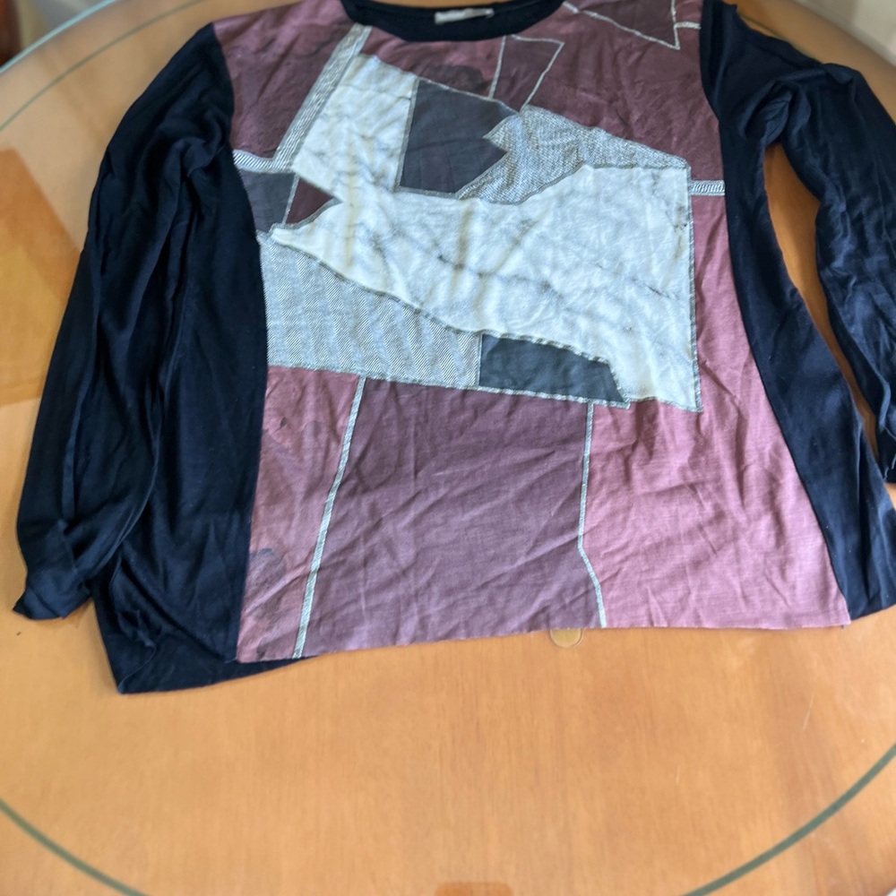 Abstract Pattern Long Sleeve Top - image 7